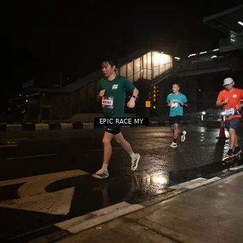 Runner Photo 7718666
