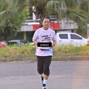 Runner Photo 7718673