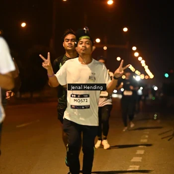 Runner Photo 7718683