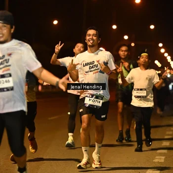 Runner Photo 7718694