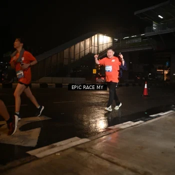Runner Photo 7718706