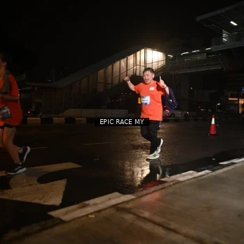 Runner Photo 7718709