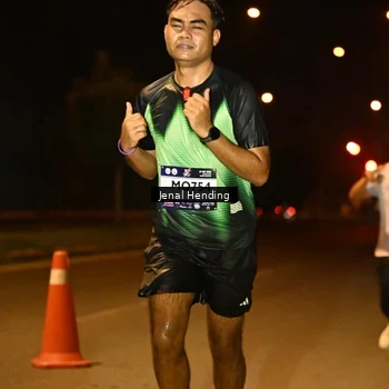 Runner Photo 7718711