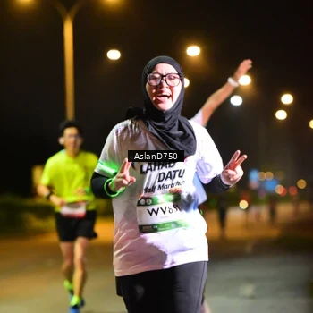 Runner Photo 7718713