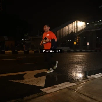 Runner Photo 7718718