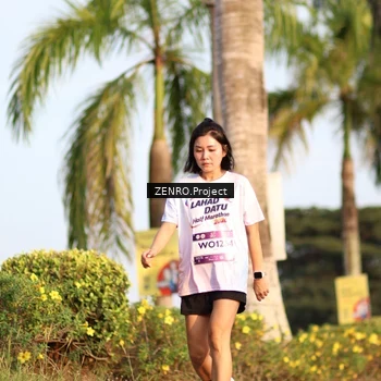 Runner Photo 7718733