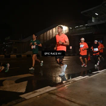 Runner Photo 7718742