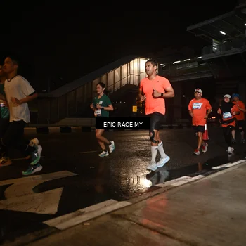 Runner Photo 7718744