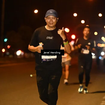 Runner Photo 7718750