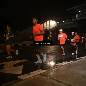 Runner Photo 7718753
