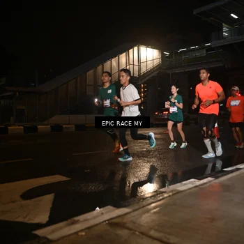 Runner Photo 7718756