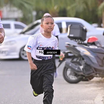 Runner Photo 7718760