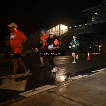 Runner Photo 7718770