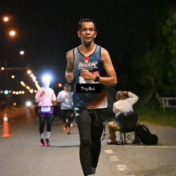 Runner Photo 7718787