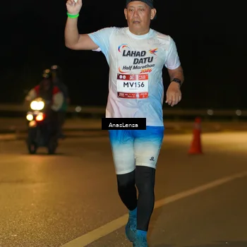 Runner Photo 7718790