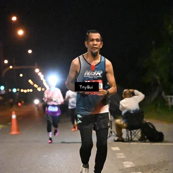 Runner Photo 7718800