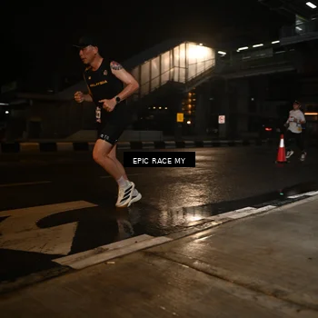 Runner Photo 7718821