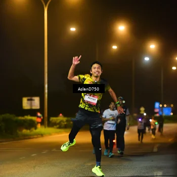 Runner Photo 7718822