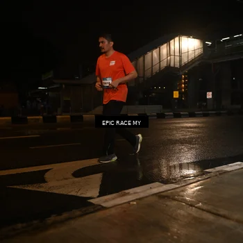 Runner Photo 7718852