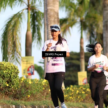 Runner Photo 7718863