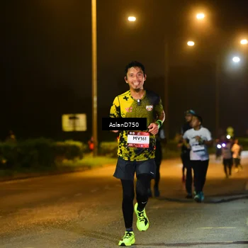 Runner Photo 7718879