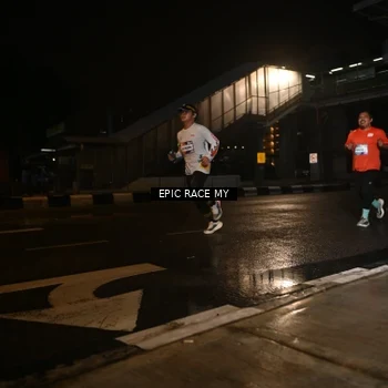 Runner Photo 7718881