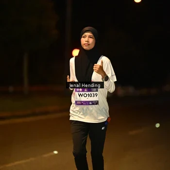 Runner Photo 7718889
