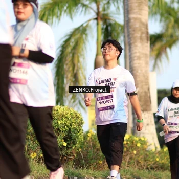 Runner Photo 7718908