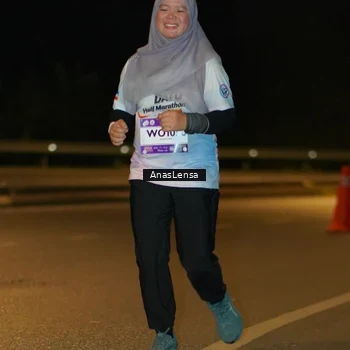 Runner Photo 7718909