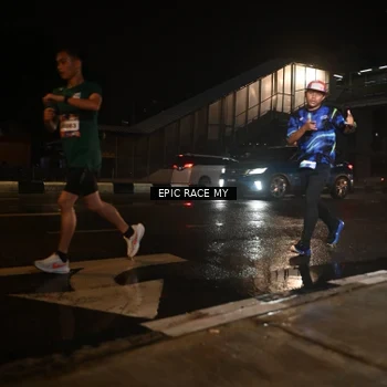 Runner Photo 7718916
