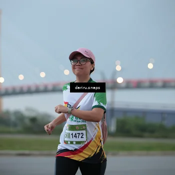 Runner Photo 7718930