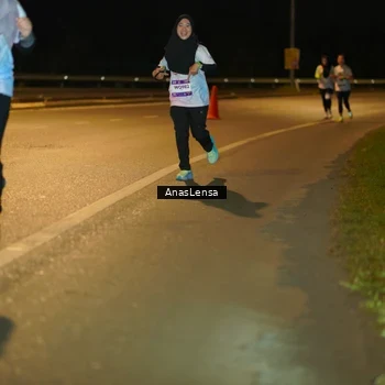 Runner Photo 7718931