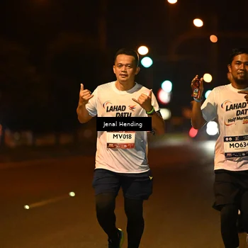 Runner Photo 7718934