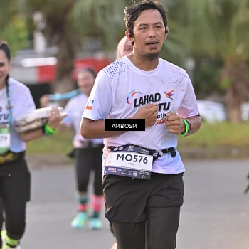 Runner Photo 7718938