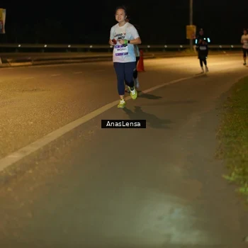 Runner Photo 7718949