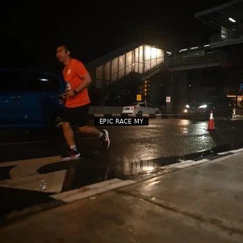 Runner Photo 7718952