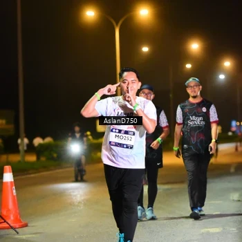Runner Photo 7718960