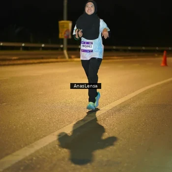 Runner Photo 7718963