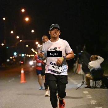 Runner Photo 7718970