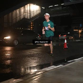 Runner Photo 7718971