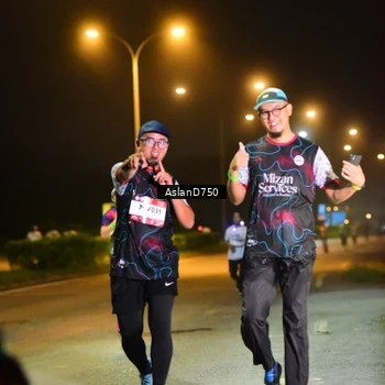 Runner Photo 7718978
