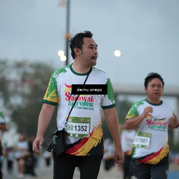 Runner Photo 7718979