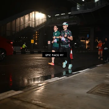 Runner Photo 7718987