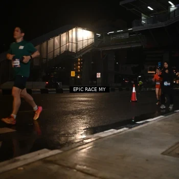 Runner Photo 7719034