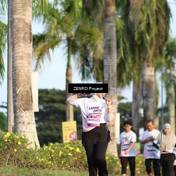 Runner Photo 7719041