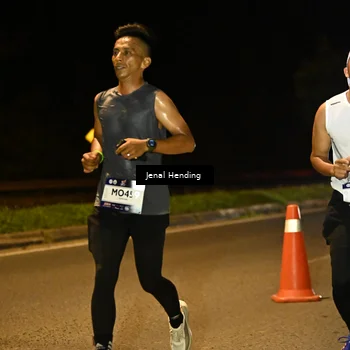 Runner Photo 7719052