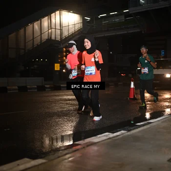 Runner Photo 7719057