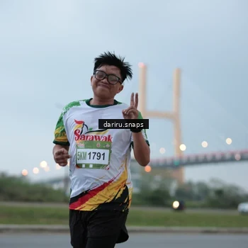 Runner Photo 7719063