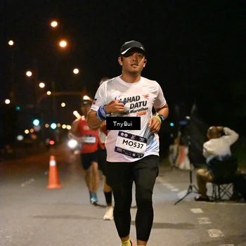 Runner Photo 7719067