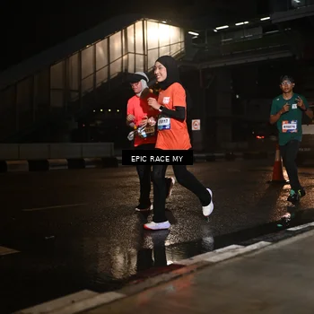 Runner Photo 7719069